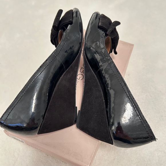 BCBGeneration Shoes - Picture 5 of 11